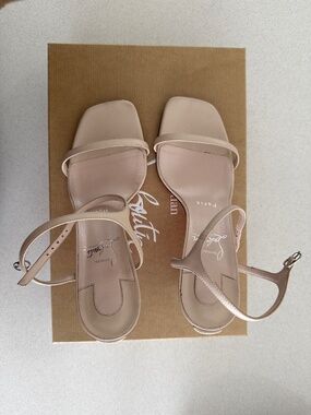 Louboutin 36.5 condora sandals lin leche  85 mm